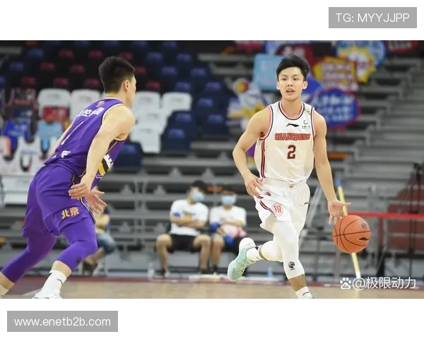 徐杰当选CBA常规赛第六轮本土MVP引领球队展现篮球竞技风采